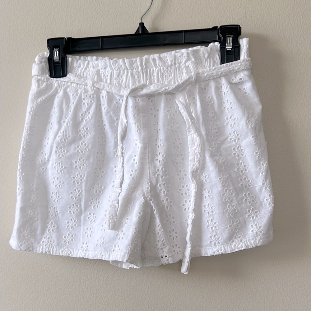 Art Class Shorts White Eyelet‎ Kids Girls L 10/12
Lined Drawstring Cotton Summer